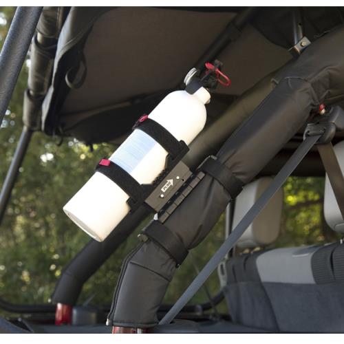 Jeep Wrangler JL Elite ALU Feuerlöscher Halter schwarz am Überrollbügel 18-20